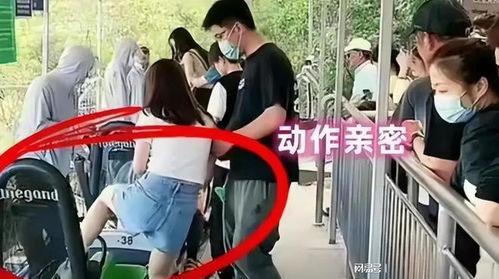 爱刷视频的吃瓜女生,揭秘网络时代的娱乐狂欢